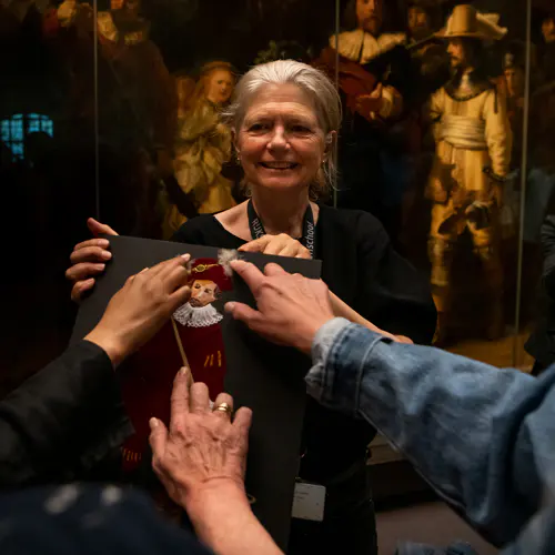Het is leuk om dingen aan te raken in een museum, omdat je zo de geschiedenis echt kunt voelen!