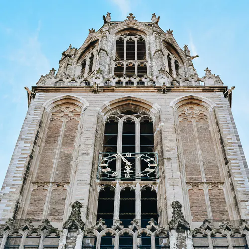 De Domtoren in Utrecht staat al tijden in de steigers